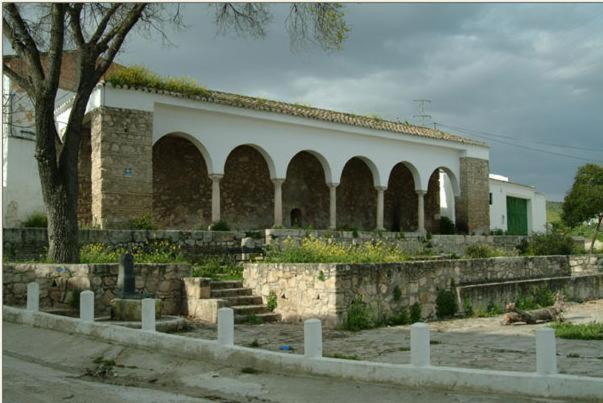 Hostal Los Claveles Baena Zewnętrze zdjęcie